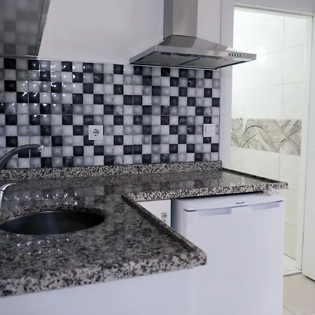 Erbay Mansions Aparthotel