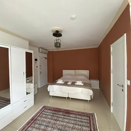 Erbay Mansions Aparthotel