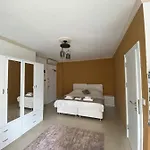 Erbay Mansions 3*