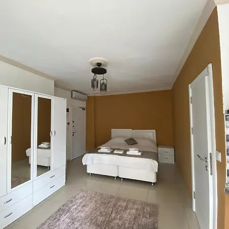 Erbay Mansions 3*