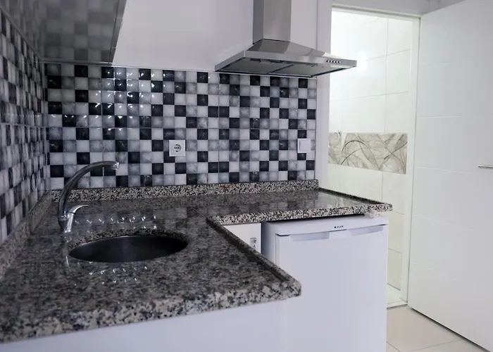 Erbay Mansions Aparthotel